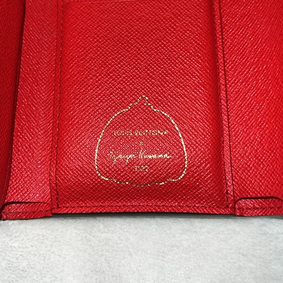 LV X YK Victorine Wallet - Picture 8 of 10